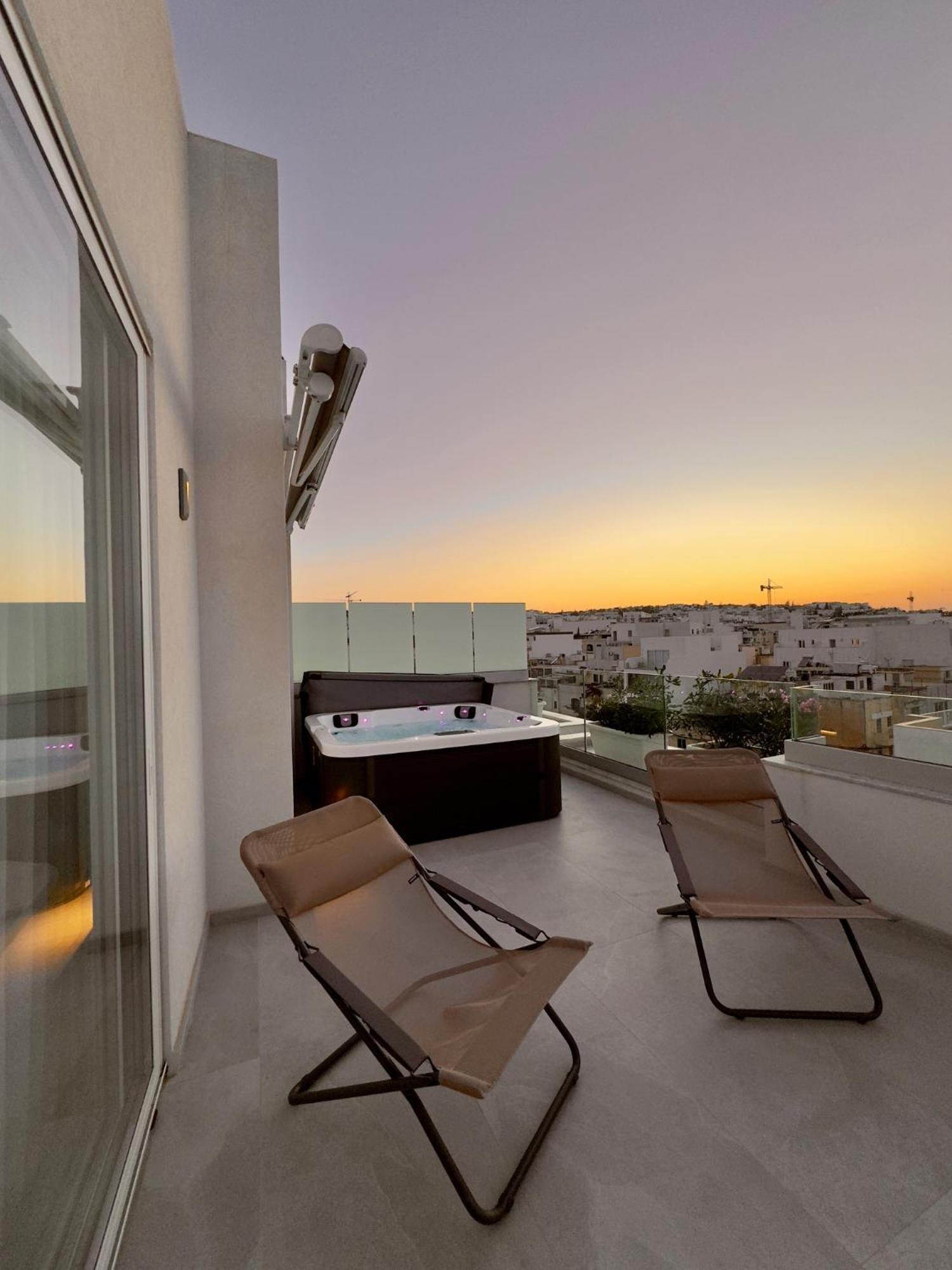 C'Est La Vie Boutik Swieqi Is-Swieqi エクステリア 写真