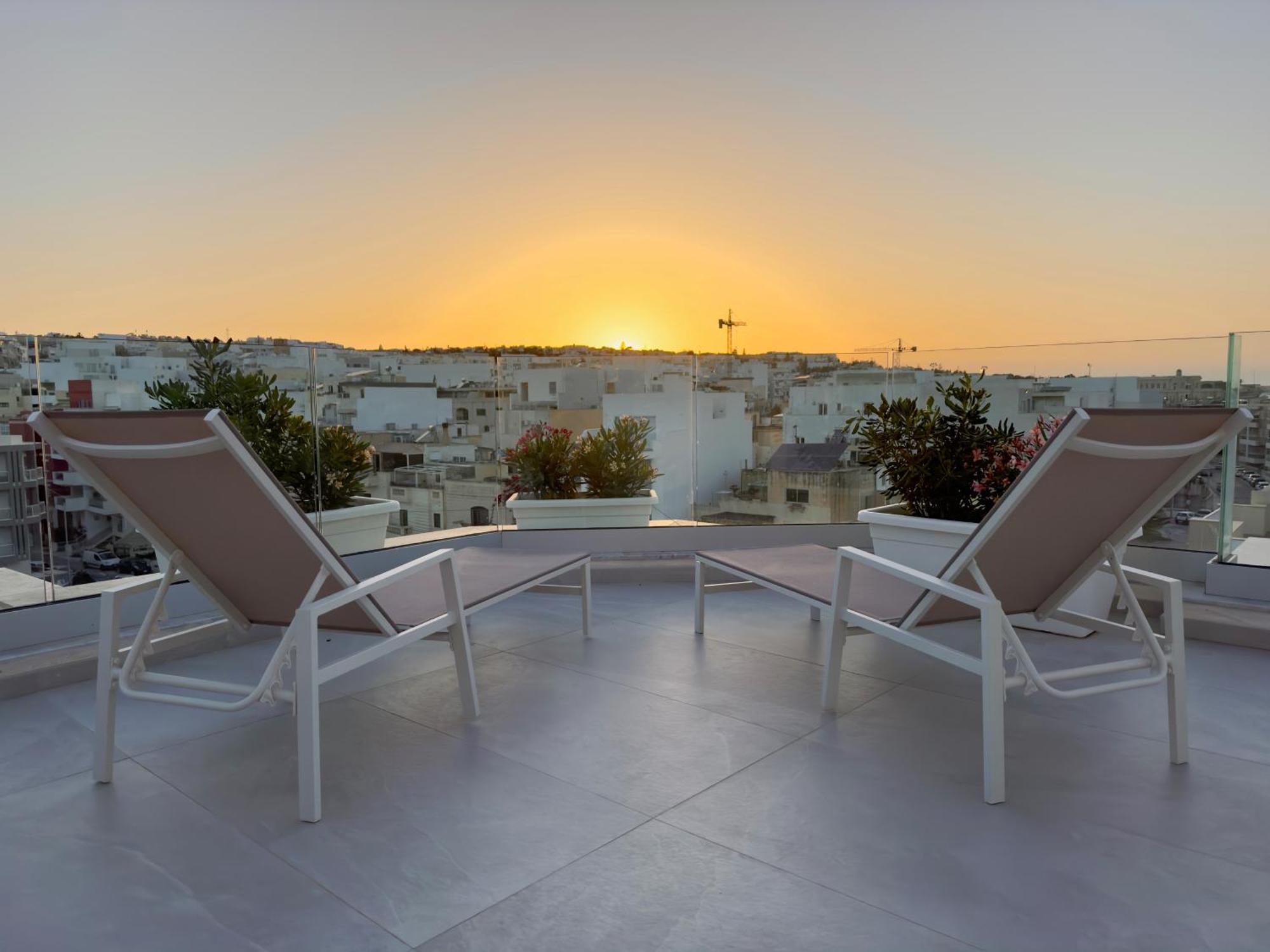 C'Est La Vie Boutik Swieqi Is-Swieqi エクステリア 写真