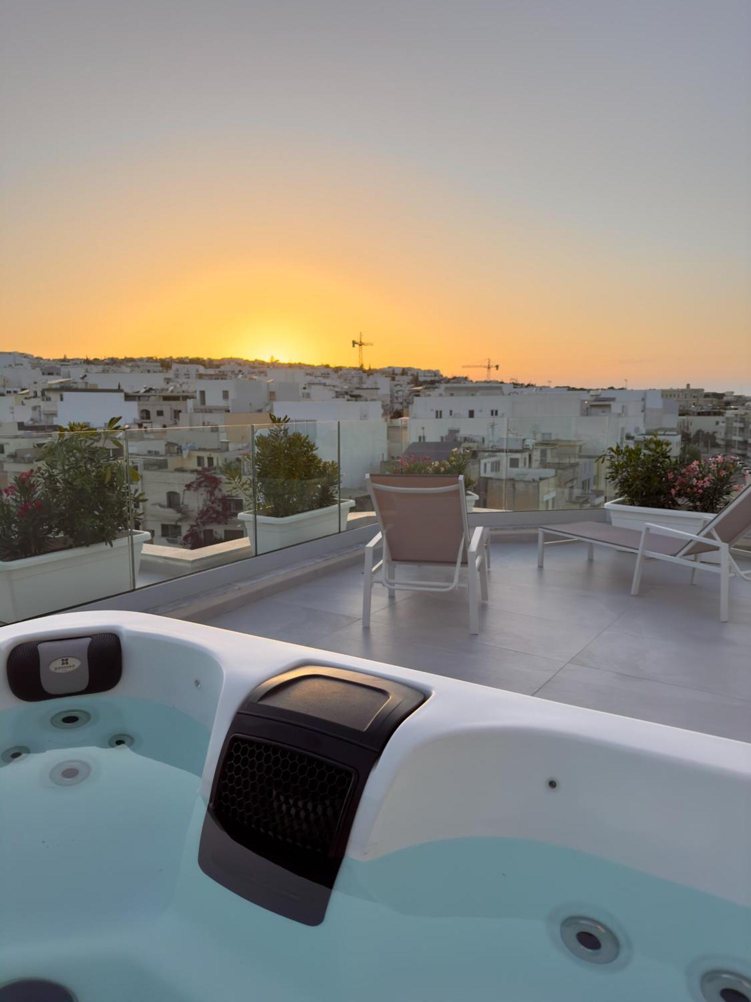 C'Est La Vie Boutik Swieqi Is-Swieqi エクステリア 写真